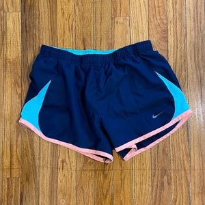 Nike Athletic shorts size S